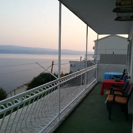 Marijana Apartman *